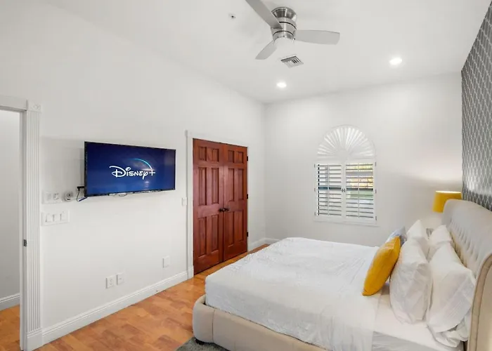 Holiday home Kids Package I Playground I Heated Pool I I Scottsdale